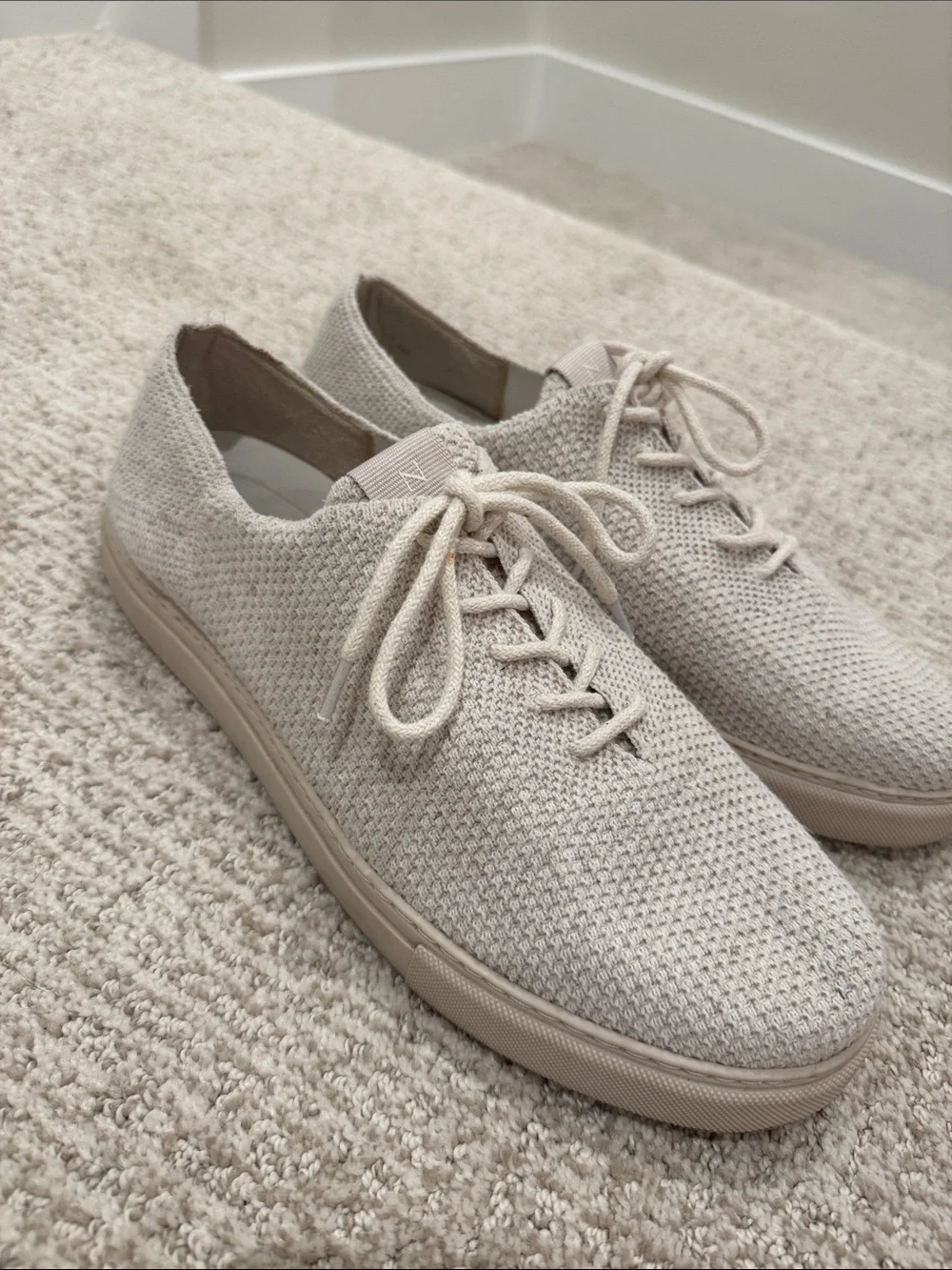 NISOLO • Men’s Eco Knit Cream Sneakers Lightweight Slip on Tie
